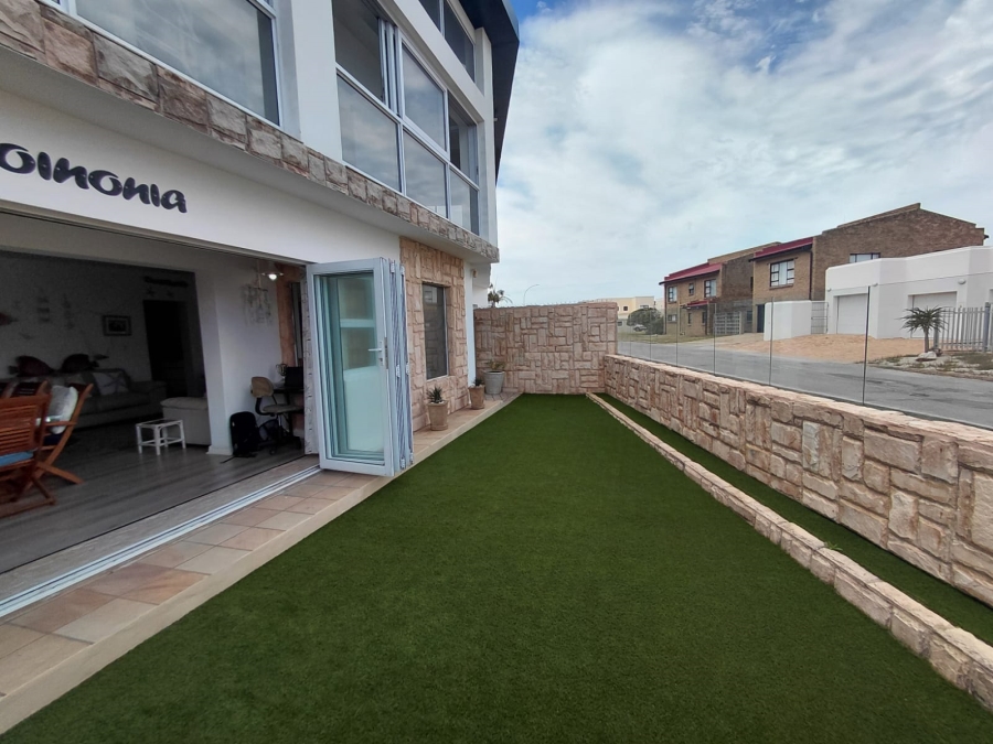 5 Bedroom Property for Sale in Ferreira Town Eastern Cape